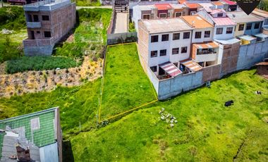 Terreno de venta en Av. El Tejar – código:20719