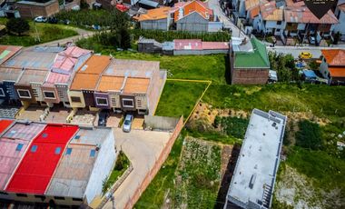 Terreno de venta en Av. El Tejar – código:20719