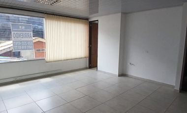 oficina en arriendo en el chico. Cod A50658