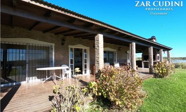 VENTA LAGUNA DE ROSARIO CASA DE CAMPO 6 AMBIENTES