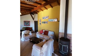 VENTA LAGUNA DE ROSARIO CASA DE CAMPO 6 AMBIENTES