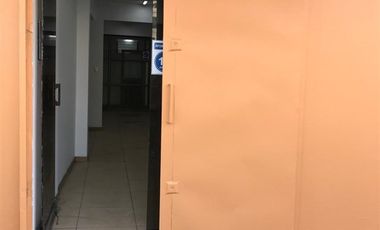 Casa en venta de tres pisos en pleno centro de Iquique 222m2