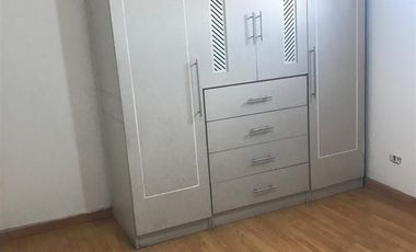 Casa en venta de tres pisos en pleno centro de Iquique 222m2