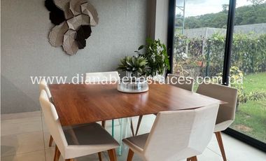 Venta de casa en Brisas del Golf