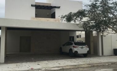 Casa en venta o renta  en Privada Chaactun, Zona Country, Mérida, Yucatán