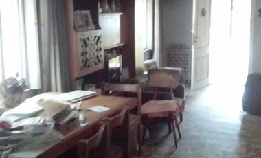 Casa ideal 2 familias. A refaccionar. Venta Lomas de Zamora