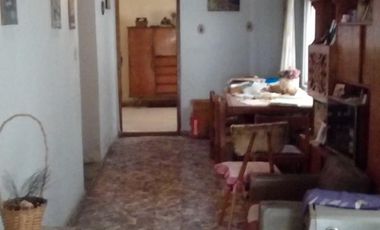 Casa ideal 2 familias. A refaccionar. Venta Lomas de Zamora