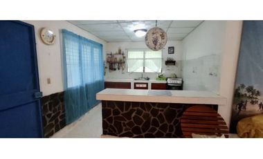 SE VENDE CASA CON PISCINA EN SAN CARLOS $160,000