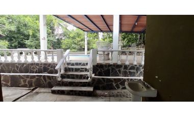 SE VENDE CASA CON PISCINA EN SAN CARLOS $160,000