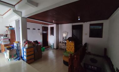 Dijual  rumah   lama  terawat, di menteng  karang setiabudi