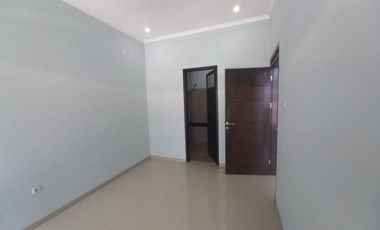 Harga Dibawah Pasaran Rumah Readystok 2LT di Cibabat Cimahi dekat Polres