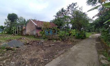 Jual Rumah 2 Lantai Tipe 85/92 hanya 8 menit ke Dinas Perhubungan Yogyakarta