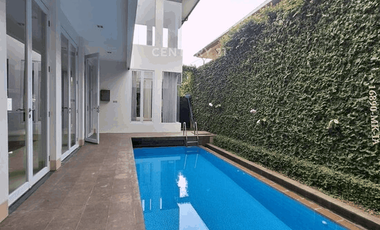 Disewakan Rumah Pondok Indah Ada Kolam Renang
