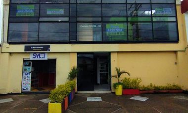 edificio en arriendo en los zipas. Cod A104132
