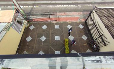 edificio en arriendo en los zipas. Cod A104132