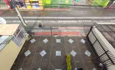edificio en arriendo en los zipas. Cod A104132