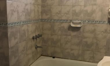 DUPLEX CON COCHERA AL FRENTE