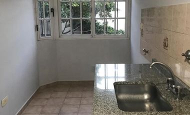 DUPLEX CON COCHERA AL FRENTE