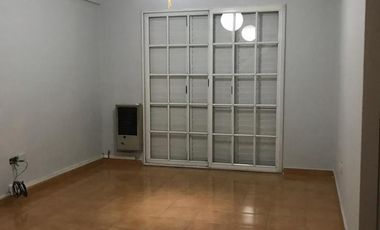 DUPLEX CON COCHERA AL FRENTE