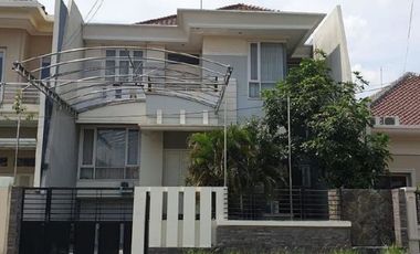 Rumah disewakan di Genteng, Surabaya