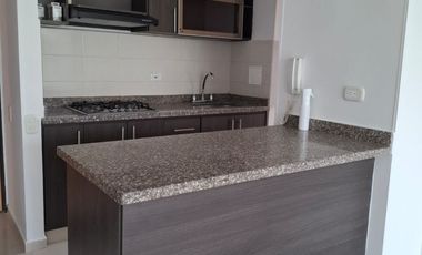 apartamento en arriendo en conjunto residencial reserva de la loma. Cod A123601