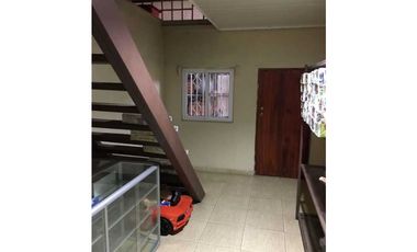 DOLEGUITA, VENTA/ALQUILER DE CASA ESPACIOSA Y REMODELADA