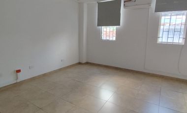 oficina en arriendo en cañaveral. Cod A123934