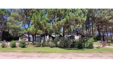 Casa en el Barrio la Herradura con Pileta cubierta