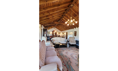 Casa en el Barrio la Herradura con Pileta cubierta