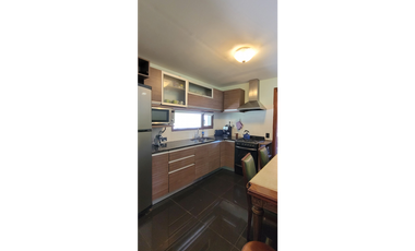 Casa en el Barrio la Herradura con Pileta cubierta