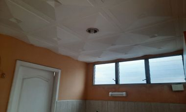 VENDO CASA DE 3 DEPARTAMENTOS, KENNEDY