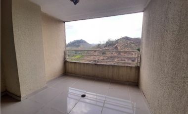 NEGOCIABLE APARTAMENTO 3 RECMARAS PH ALTAMIRA GARDEN