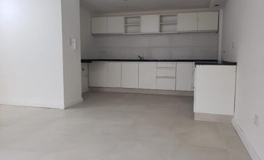 Exclusivo 2 ambientes  Sanabria 2400 Villa Devoto con balcon  Parrilla