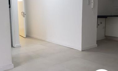 Exclusivo 2 ambientes  Sanabria 2400 Villa Devoto con balcon  Parrilla