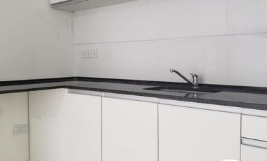 Exclusivo 2 ambientes  Sanabria 2400 Villa Devoto con balcon  Parrilla