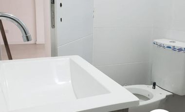 Exclusivo 2 ambientes  Sanabria 2400 Villa Devoto con balcon  Parrilla