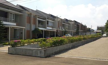 Rumah 2 Lantai Cimahi 500m ke SMA Pasundan 3 Cimahi Dp 30%.