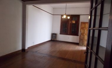 Chalet en venta en Bernal Oeste