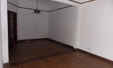 Chalet en venta en Bernal Oeste