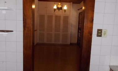 Chalet en venta en Bernal Oeste