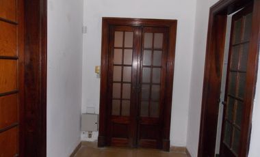 Chalet en venta en Bernal Oeste