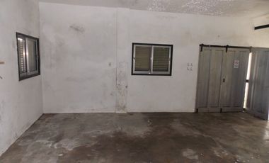 Chalet en venta en Bernal Oeste