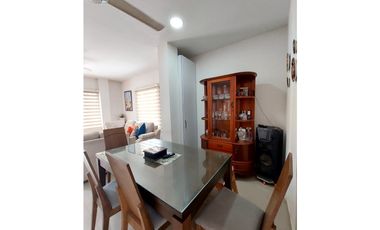 SE VENDE CASA DE DOS PISOS EN VILLA CAMPESTRE DE MONTERA