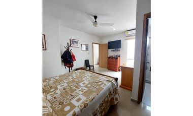 SE VENDE CASA DE DOS PISOS EN VILLA CAMPESTRE DE MONTERA