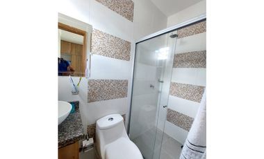 SE VENDE CASA DE DOS PISOS EN VILLA CAMPESTRE DE MONTERA