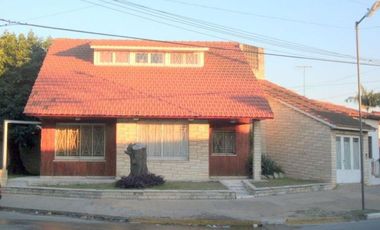 Casa en venta en Bernal Oeste