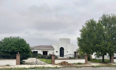 Casa En Venta En Valle Del Mimbre. De un piso.