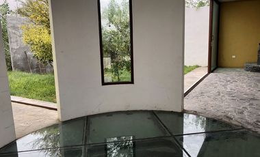 Casa En Venta En Valle Del Mimbre. De un piso.