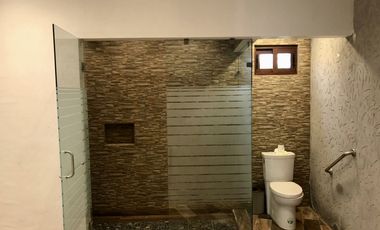 Casa En Venta En Valle Del Mimbre. De un piso.