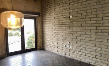 Casa En Venta En Valle Del Mimbre. De un piso.